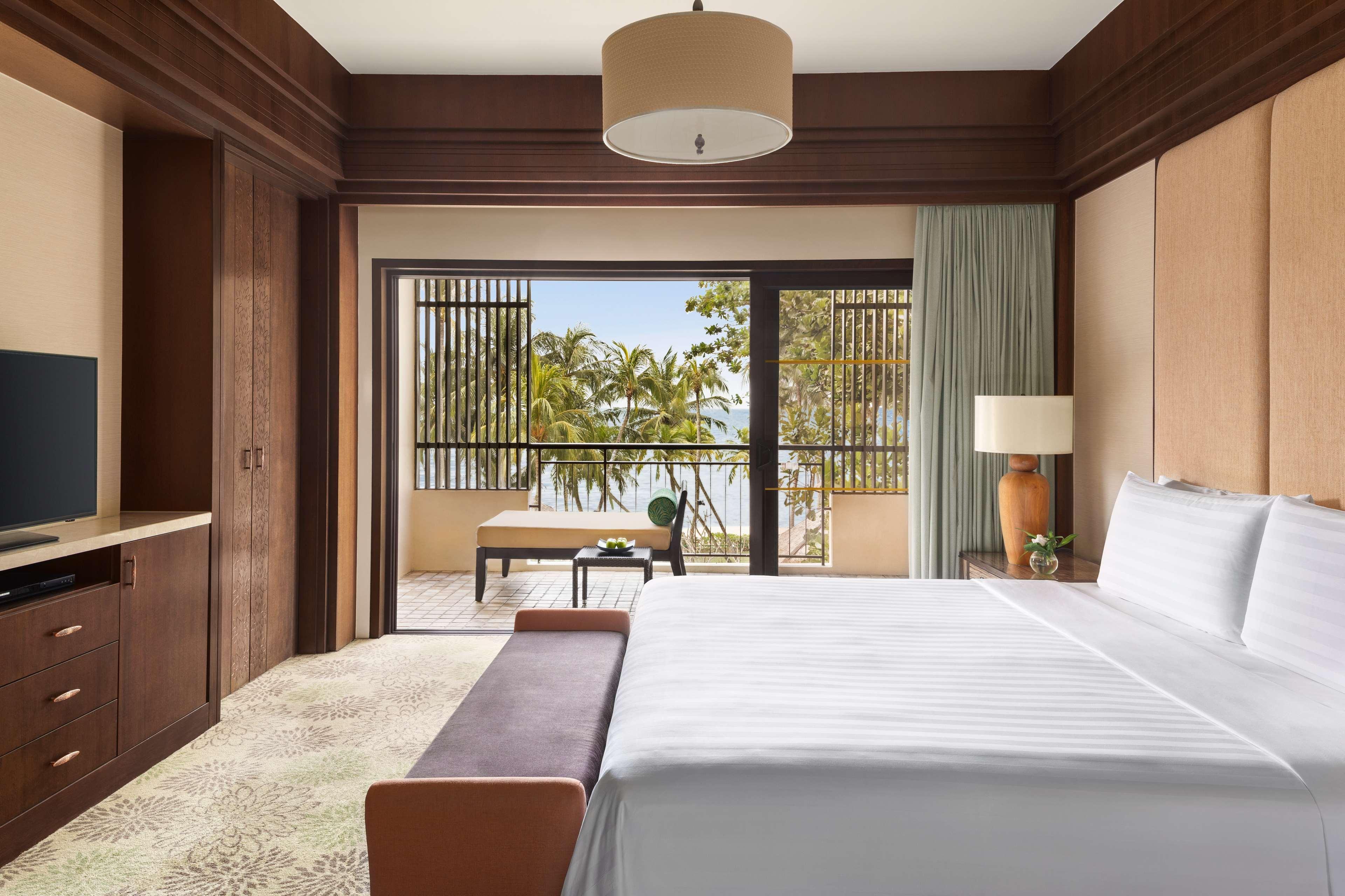 Shangri-La Rasa Sayang, Penang Бату-Феррінгі Екстер'єр фото A guest room at The Westin Maldives